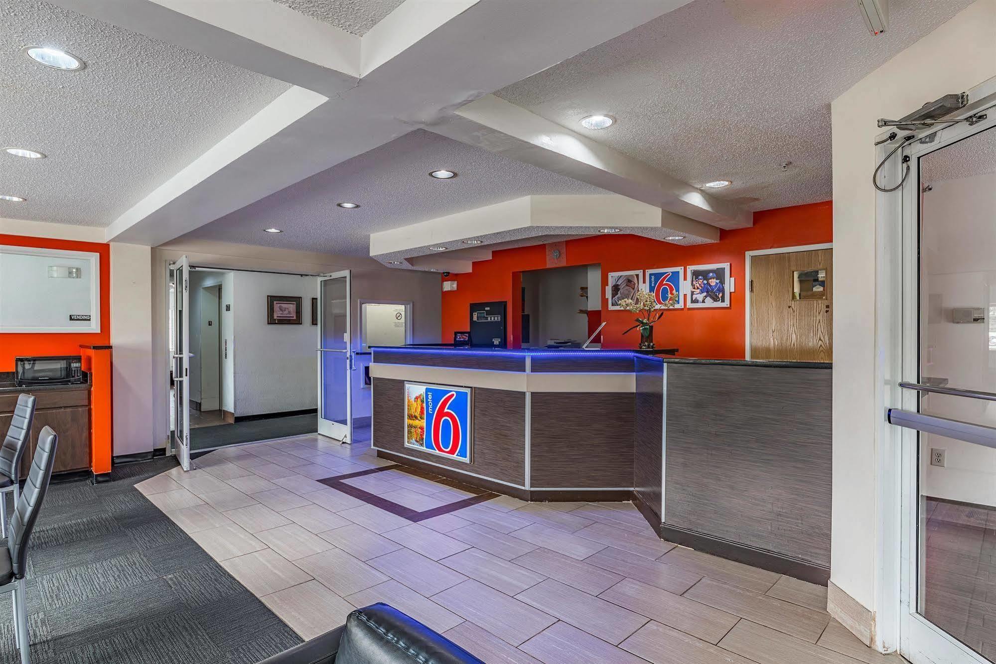 Motel 6-Charlotte, Nc - University Dış mekan fotoğraf